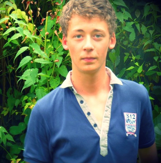 Tous des intellos ! Tous des intellos !