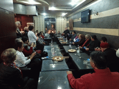 Les Amis de La Vie ont échangé pendant deux heures avec une bonne douzaine de Tunisiens, hommes et femmes, de tous âges. 