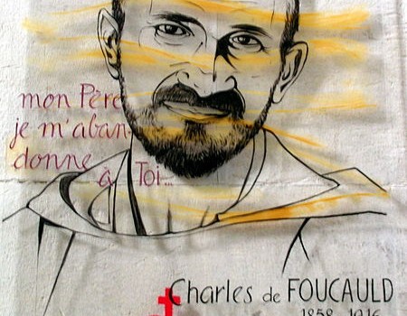 Le frère Charles de Foucauld mis en scène à Marseille par Francesco Agnello Le frère Charles de Foucauld mis en scène à Marseille par Francesco Agnello