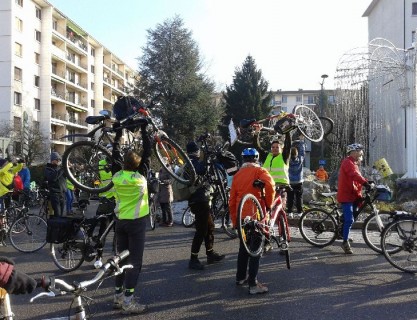 porté de vélo à un rond-point_resultat