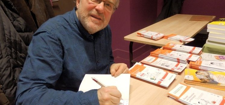 Olivier Nouaillas récompensé par des lycéens et traduit en chinois Olivier Nouaillas récompensé par des lycéens et traduit en chinois