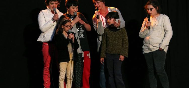 Tchatch’party, Les Amis ont du talent à revendre ! Tchatch’party, Les Amis ont du talent à revendre !