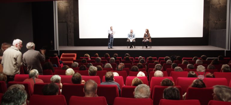 À Orléans, ciné-débat “L’homme qui répare les femmes”