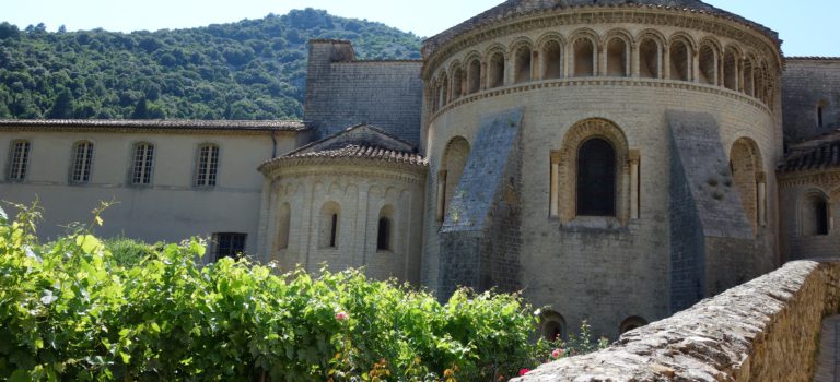 Dans les pas de Saint Guilhem Dans les pas de Saint Guilhem