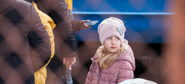 Témoignage : vivre avec des familles ukrainiennes exilées Témoignage : vivre avec des familles ukrainiennes exilées